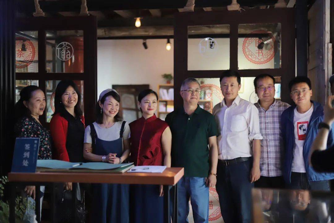 新澳2025正版資料免費(fèi)公開(kāi)龍門(mén)客，共創(chuàng)共享的未來(lái)之門(mén)，新澳2025正版資料免費(fèi)公開(kāi)，共創(chuàng)共享未來(lái)之門(mén)