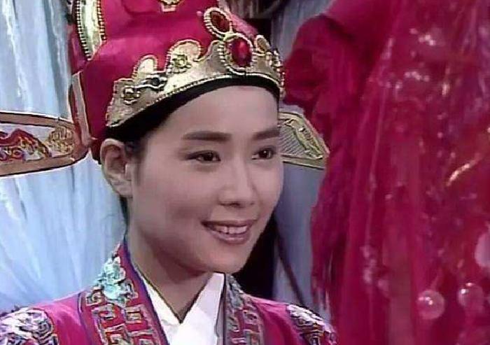 白小姐三期選一肖期期準，揭秘神秘預測背后的故事，揭秘白小姐三期選一肖的神秘預測故事