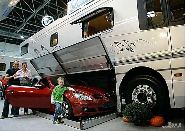 探索未來，2025新澳門正版免費資本車的時代來臨，2025新澳門正版免費資本車時代，探索未來的機(jī)遇與挑戰(zhàn)